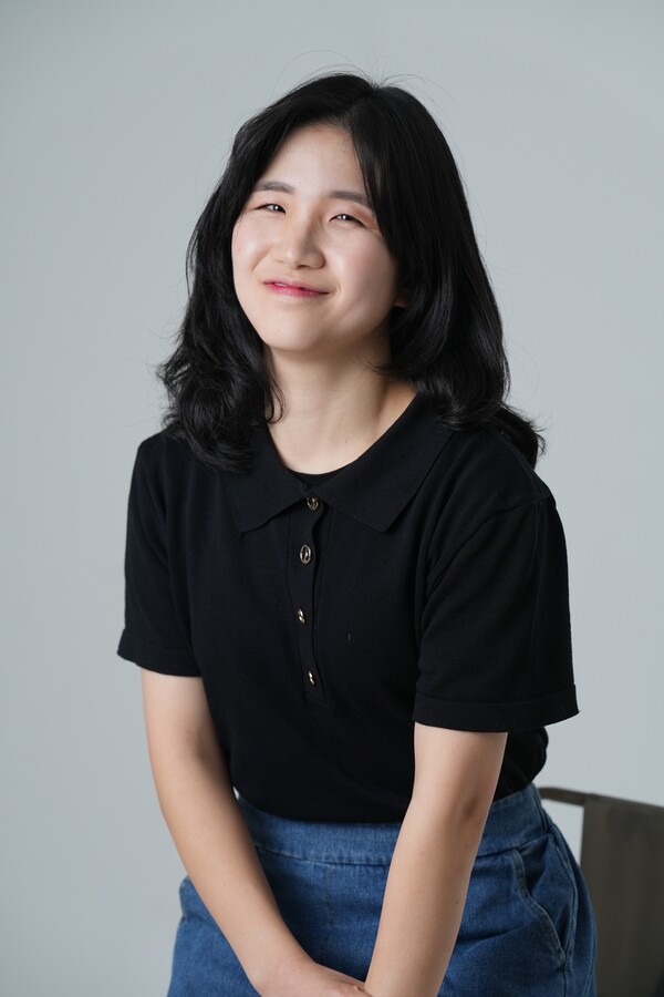 [인터뷰]시민의 삶을 노래하는 '달빛 옥상 II', 조연출 겸 배우 하은의 빛나는 열정